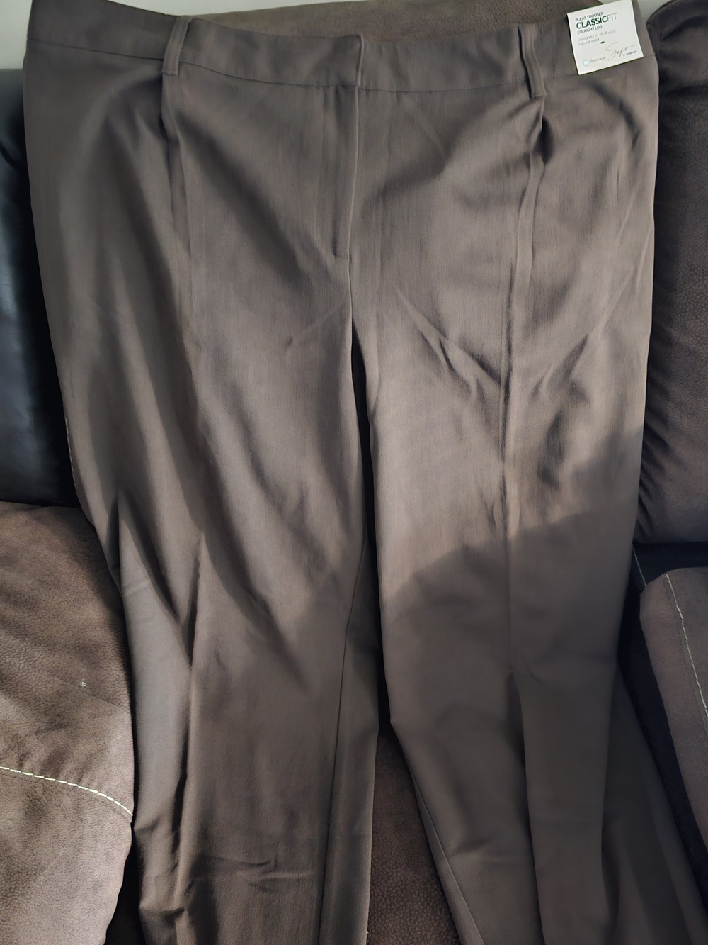 Avenue Men's Dress Pants in Dark Brown